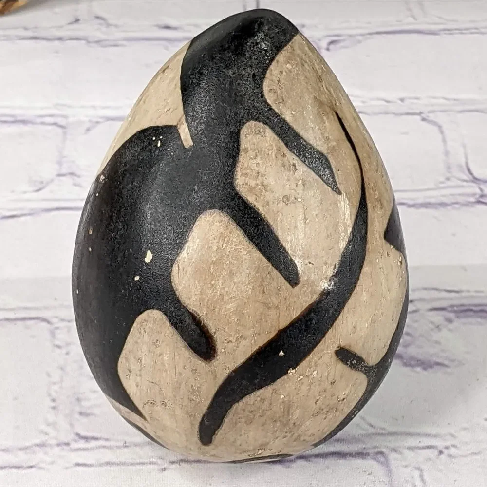 Vintage Peruvian Chulucanas Pottery Egg From Peru